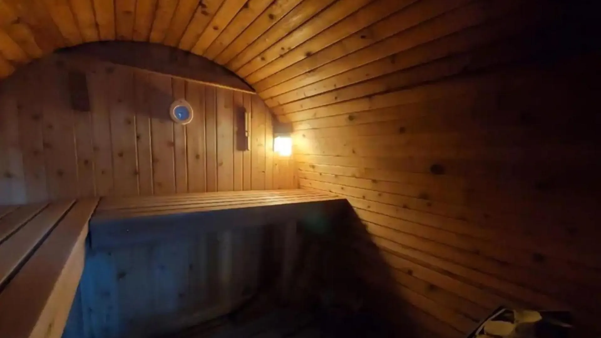 Parque de Campismo Bungalow Balneo Jacuzzi Sauna Erquy França