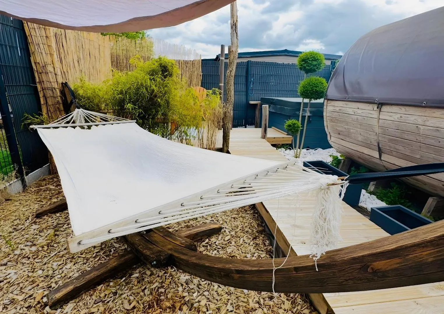 Bungalow Balneo Jacuzzi Sauna Erquy Parque de Campismo